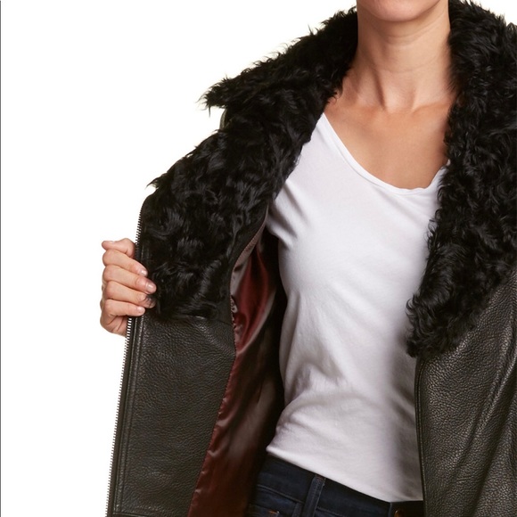 Host pick ✨ new black leather genuine moto jacket - Picture 2 of 3